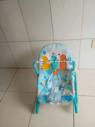 Cadeira de balanço vibratoria