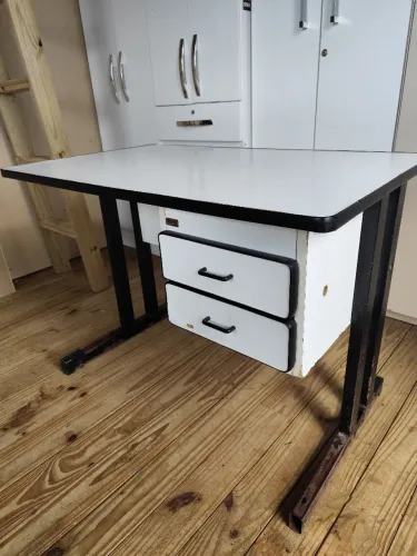 Mesa de escritório 