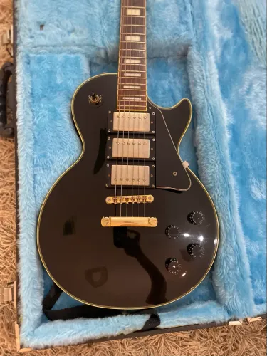 Guitarra Ephiphone Les Paul Custom Pro
