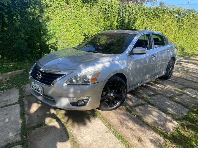 Nissan Altima SL 2.5 16V 4P Aut. 2014