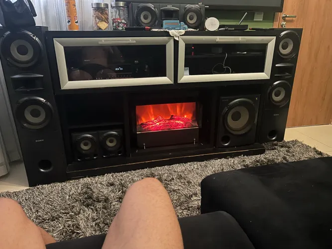 Vendo home cine com rack e lareira artificial 