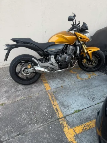 Hornet 600 2010