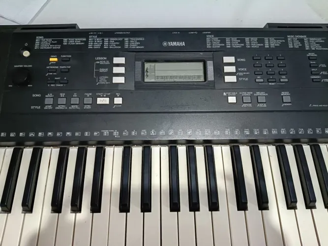 Teclado Yamaha Psr E343 Semi Novo
