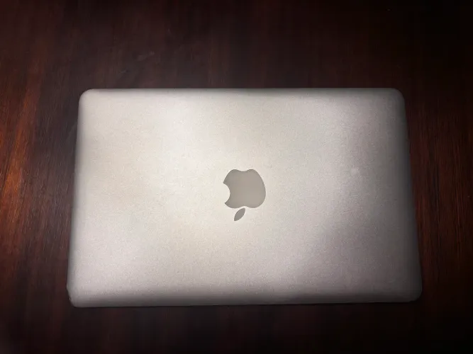 Mackbook Air 2015 128gb, bateria original com menos de 140 ciclos