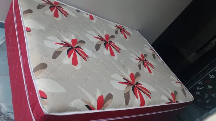 Cama de molas faço entrega