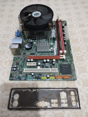 Placa mãe LGA 775/DDR3/PENTIUM DUAL CORE