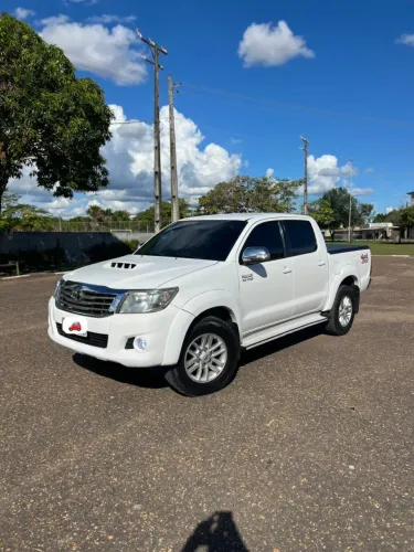 Toyota Hilux CD SRV D4-d 4X4 3.0 TDI Diesel AUT 2015
