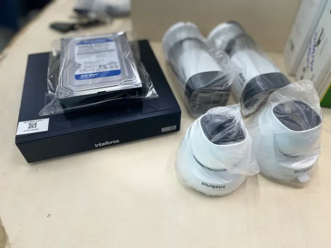 Kit - Segurança Eletrônica - ( 8 Canais ) - 100% Intelbras