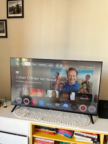 2 TVs