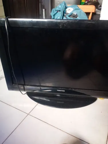 TV 32