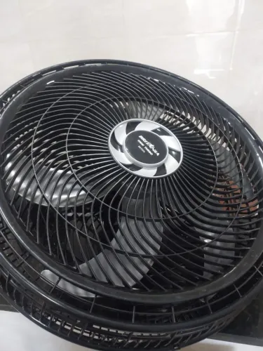 Ventilador de parede novo