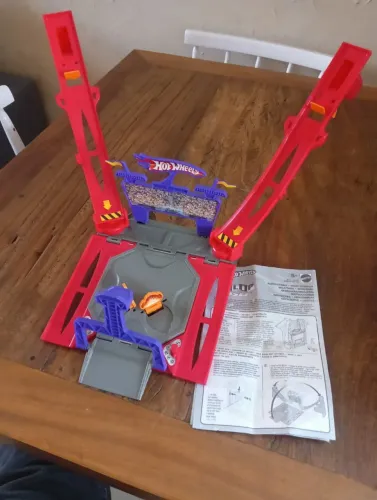 Pista HotWheels Importada + Manual