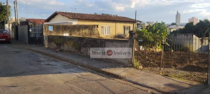 Terreno no Monte Castelo a 20 minutos a pé do centro de SJC