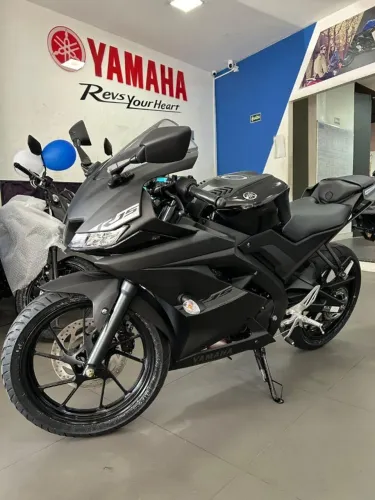 Nova R15 2026 0km esportiva **Entrada de R$7.000,00 para taxa 1%**