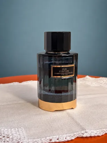 Perfume Carolina Herrera Oud Couture Confidential EDP 100ml 