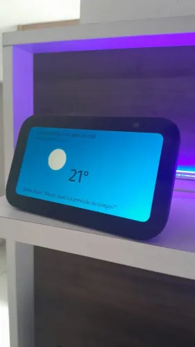 Echo show 5 ...geração 3 ..tela de 5.5 ....com YouTube e prime vidio...e milhões de 