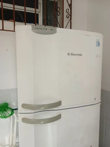 Geladeira frosrfree Electrolux