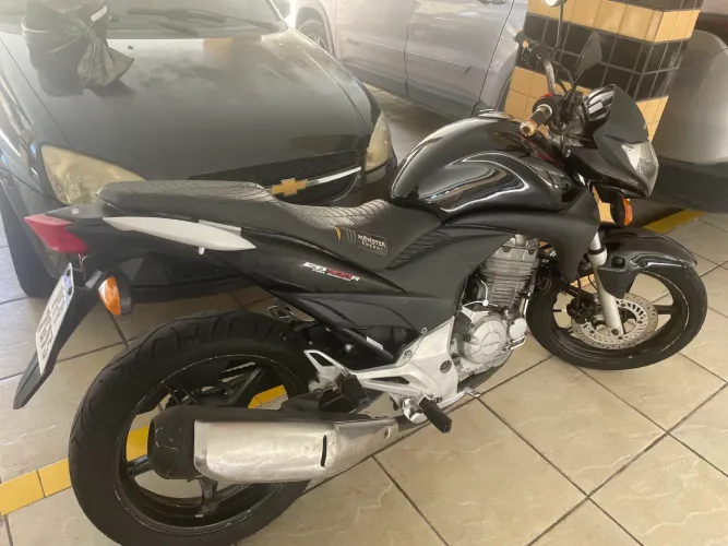 CB300R