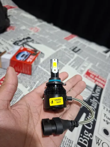  Varias Lâmpadas de led modernas para carro 