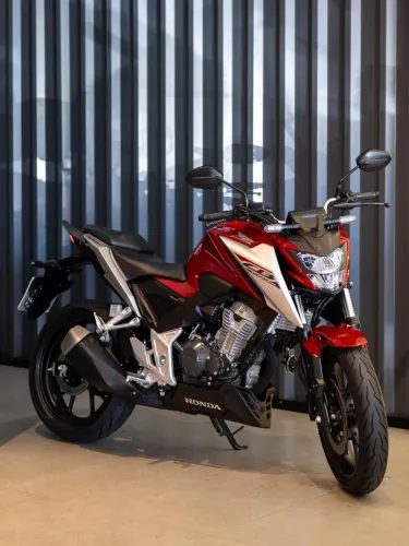CB 300F PARA REPASSE