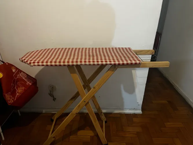 Tábua de passar roupa 