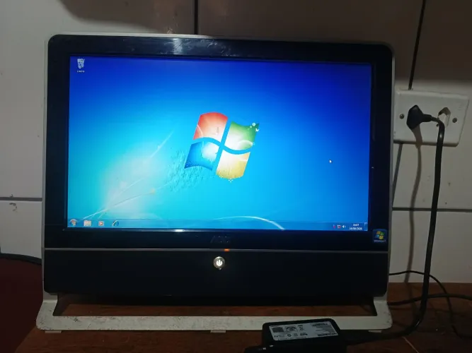 Computador AOC All in one Tela LCD '17' Widescreen