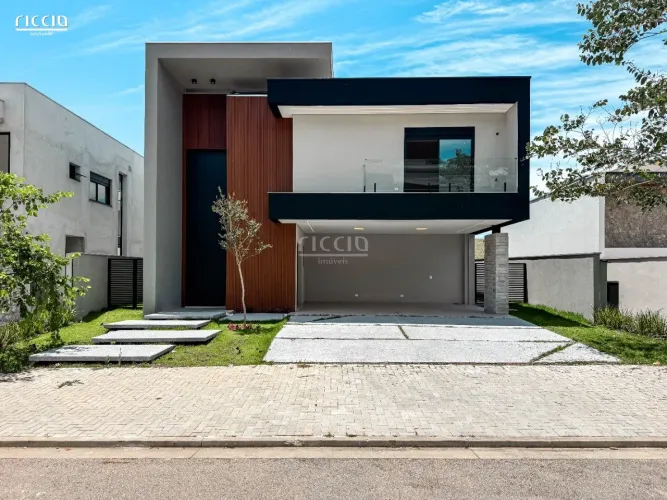 Casa à venda no Condomínio Alphaville em São José dos Campos com 5 suites - 4 vagas de gar