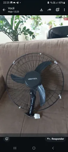 Ventilador grande de parede