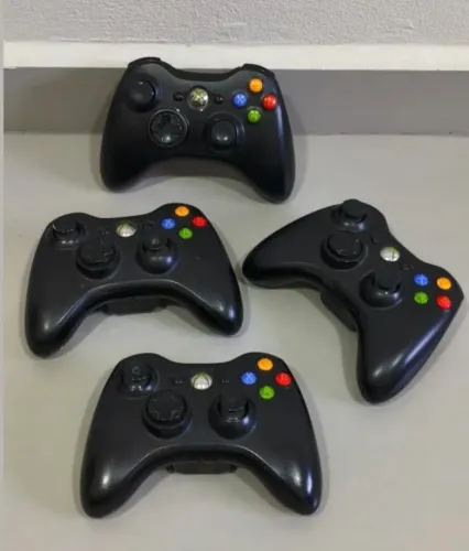 Lote controles originais Xbox 360 ( VENDO UNITÁRIO TAMBÉM)