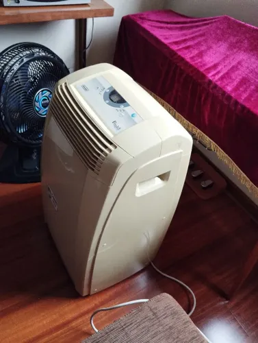 Vendo Ar Condicionado Portátil Delonghi Pinguini 10500 BTUs
