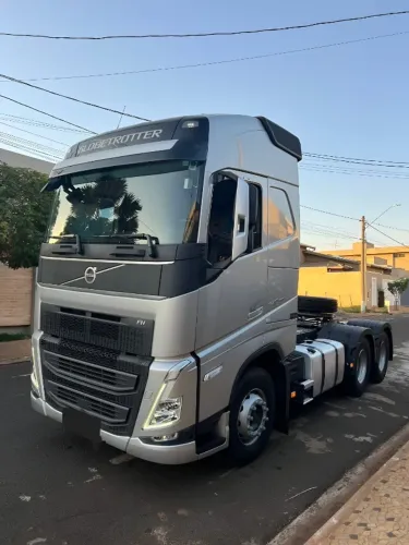 Volvo FH 540 6x4 ano 2023 / 2024