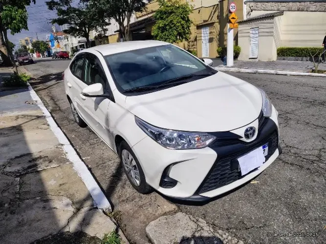 Toyota Yaris XL Sedan 1.5 Flex 16V 4P Aut. 2024