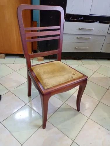 Cadeira Antiga