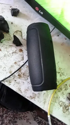 Caixinha de som recarregável rádio, pen drive, card sd Bluetooth, Novo!!