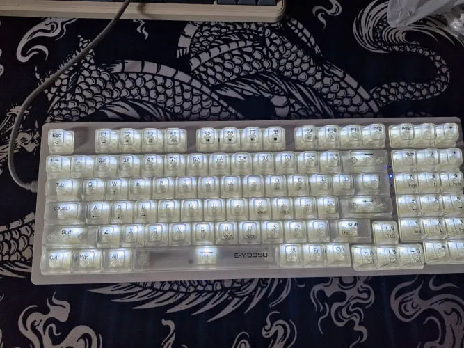 Teclado mecanico transparente E Yooso Z94
