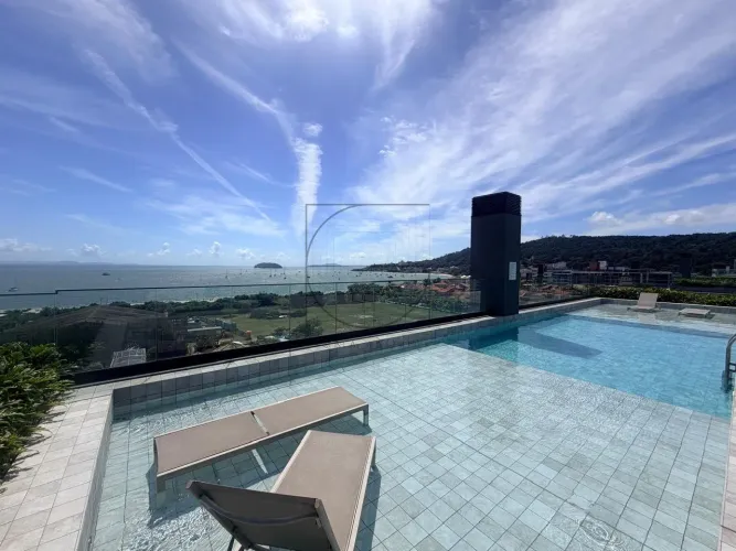 Apartamento 3 suítes frente mar