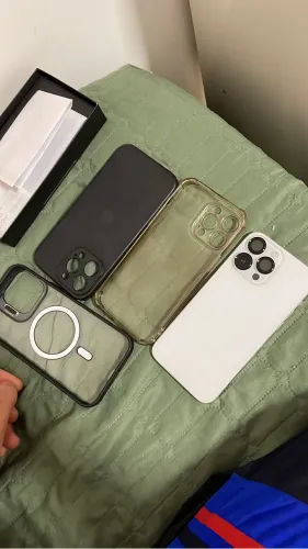 IPhone 14 Pro Max com garantia de dois anos