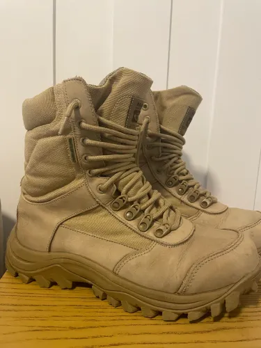 Bota impermeável tam 40