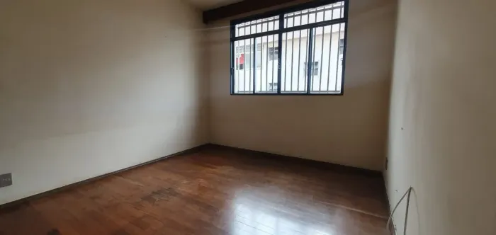 VENDA 3 QUARTOS COM ARMARIOS, SALA, COZINHA COM ARMARIOS, COPA , BANHO SOCIAL - NOVA SUISS