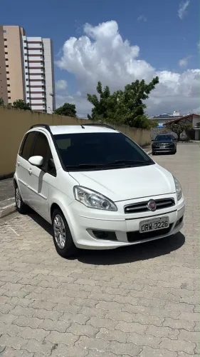 Fiat Idea Attractive 1.4 Fire Flex 8V 5P 2014
