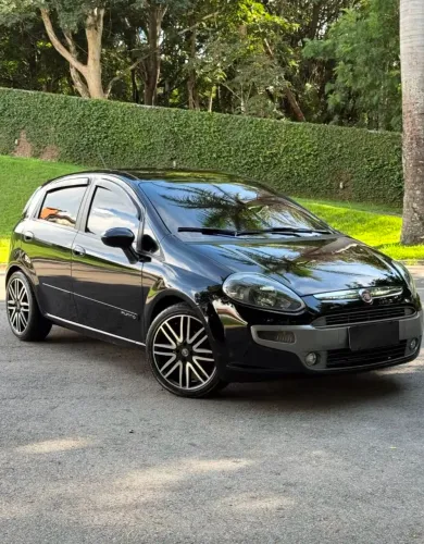 Fiat Punto Essence 1.6 Flex 16V 5P 2015