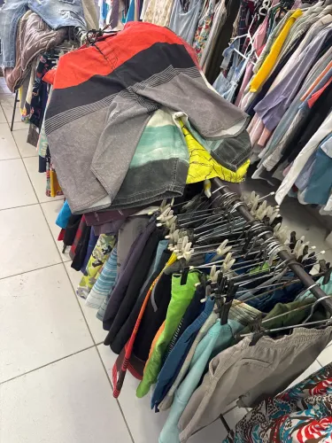 Shorts masculinos ótimo estado