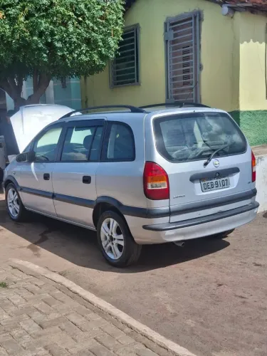 Chevrolet Zafira 2.0/ CD 2.0 8V MPFI 5P Mec. 2001