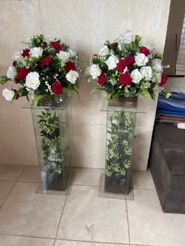 Vendo 2 arranjos com colunas!