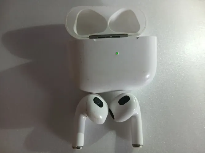 Fone de ouvido Apple airpods de 3 geração