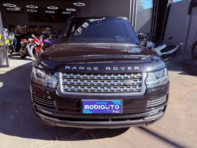 Land Rover Range Rover Vogue 4.4 Auto. SDV8 Diesel. 2017