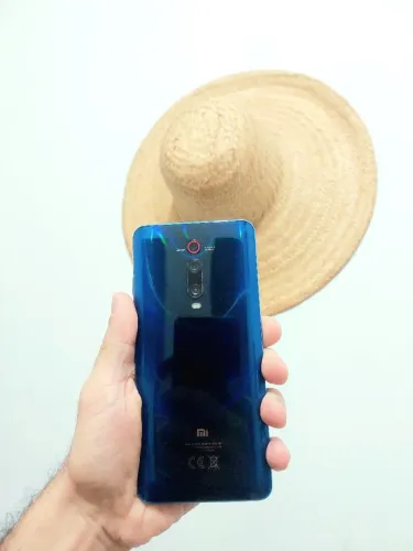 REDMI MI 9T PRÓ 128GB 6GB DE RAM COM CÂMERA FRONTAL  POP-UP DE 20MPX E NFC