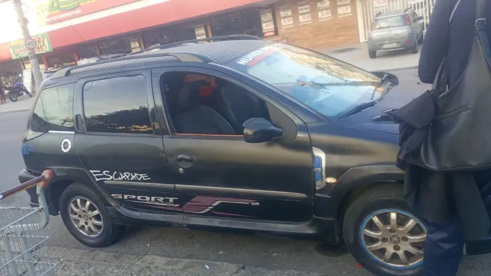 Peugeot 206 SW Escapade 1.6 16V Flex 5P 2008