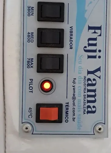 Massageador térmico