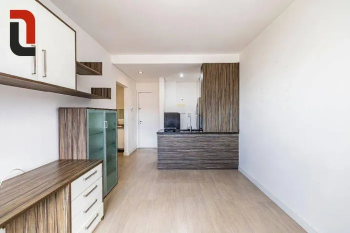 Apartamento com 1 quarto para alugar, 47 m² por R$ 3.300/mês - Bigorrilho - Curitiba/PR